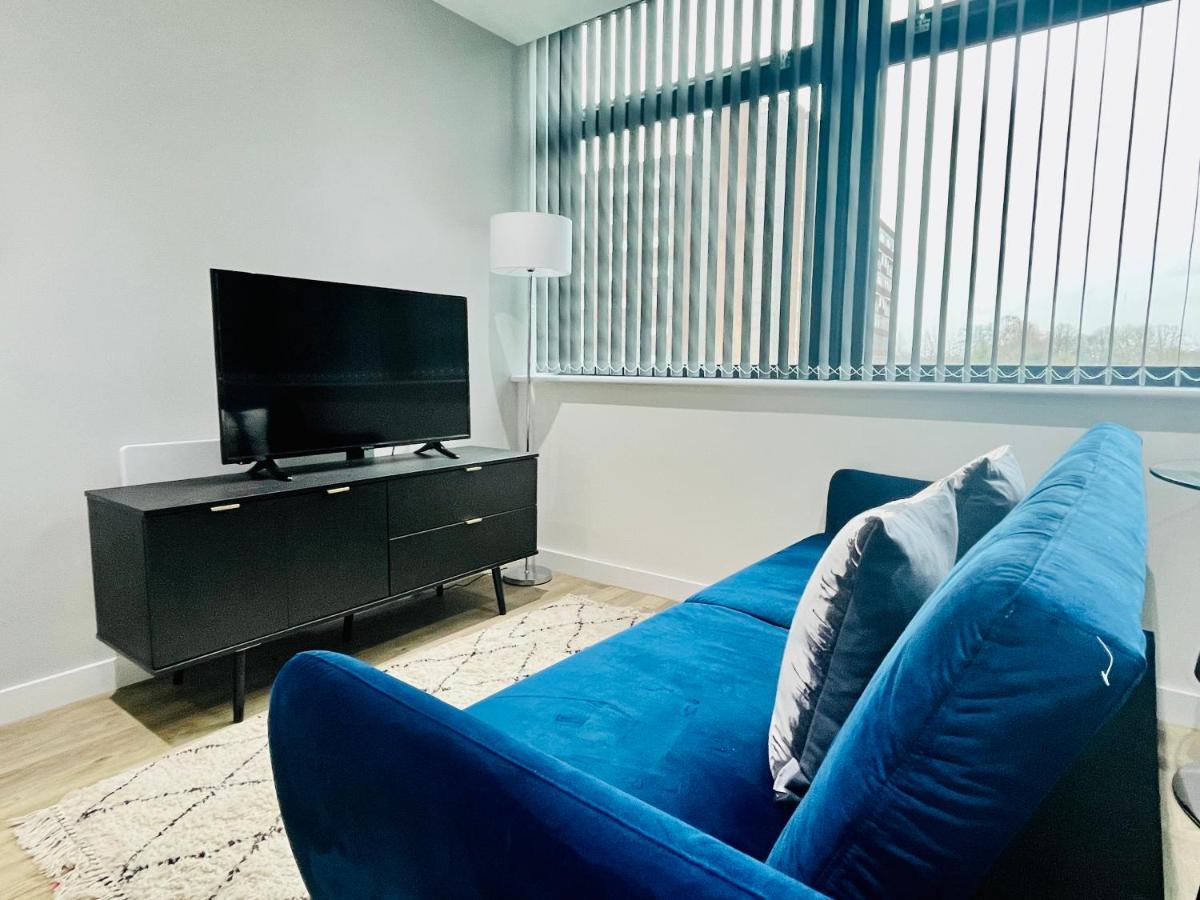 Lovely Studio Apartment With Free Parking Included! Manchester Exterior foto